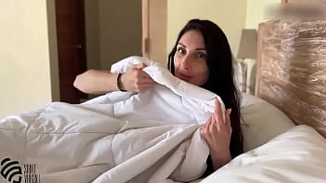 My girlfriend got crammed