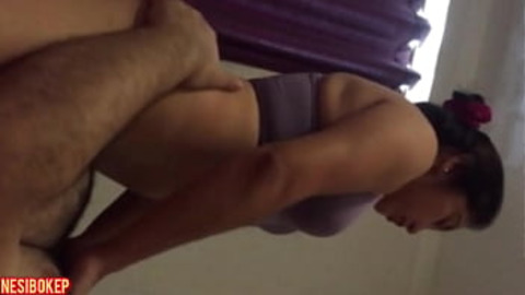 I love deep in the throat of my horny🥵 neighbor's wife