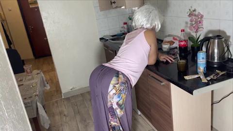 Mom's long skirt hides her filthy anal👌 craving for rough sex