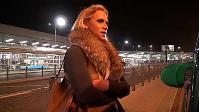 Blowjob-loving milf scores airport pickup and gets gangbanged in a luxurious van