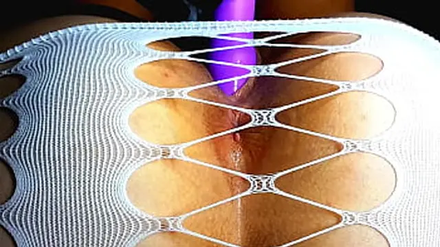 Lala Licious - Pleasing with My Vibrator