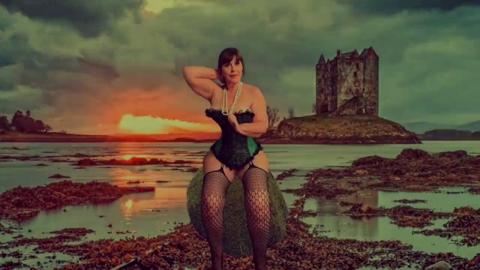 Granny Carmen? s anal👌 reaming by a horny🥵 Highlander Heather POV