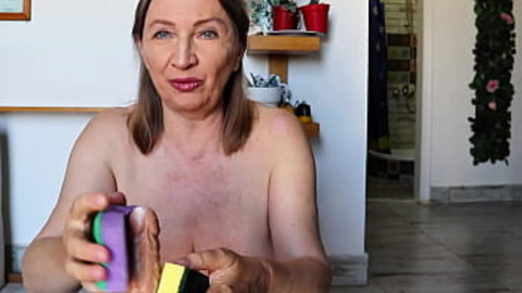 Hot Granny's Raunchy Pussy✌ Play