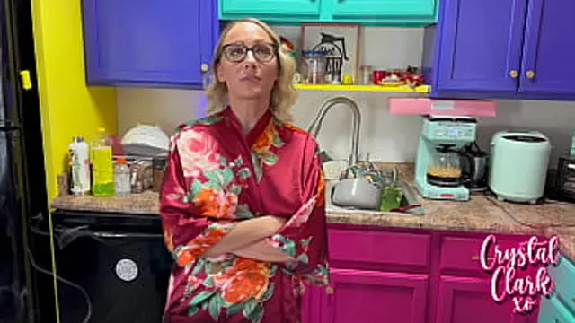 Young Hippies Share milf′s Tight Pussy✌