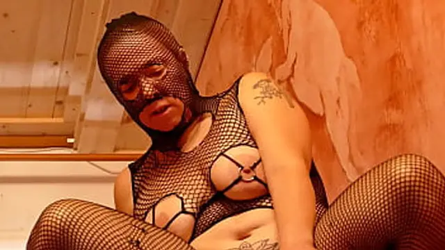 Filthy mistress Kika takes on all comers in steamy &mdash;  sloppy anal👌 and vaginal play