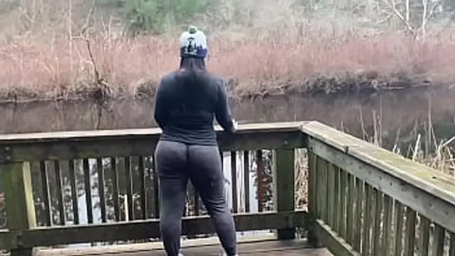 Crushing Creampuff Split on Mainstreet Spank