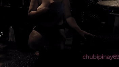 UNCLE TAKES A HOT BATH WITH MOM INSIDE!