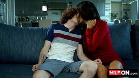 Horny🥵 Mature Brunette Seduces Boy For Hard Dick🌭 - Shay & Jodie XXX