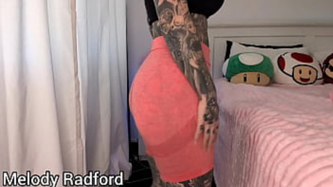 Busty MILF Strips In Sexy Gym Tights, XXX Haul Feat Melody Radford