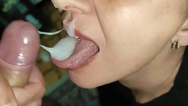Hot Milf Sucks Cum In Mouth &mdash;  Deep Throat & Facial
