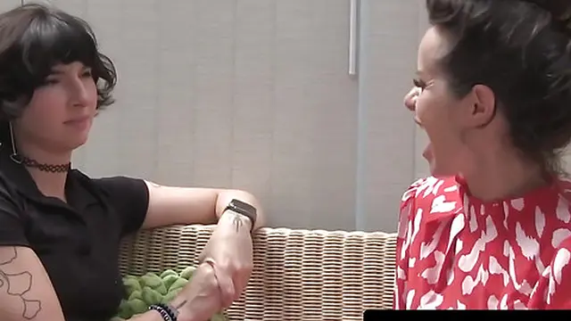 SensualMomma com - Kiki begs milf Amica for love advice