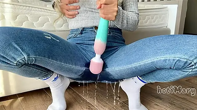 she lose challenge Try Not to Cum Squirt three times