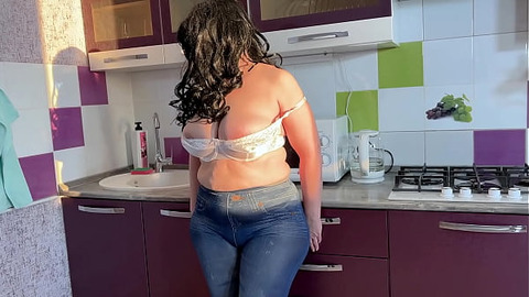 Big milf showed her giant tits and let her ass get fucked in the anal